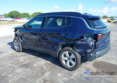 2021 Jeep Compass Latitude Fwd z USA, uszkodzony, nr VIN 3C4NJCBB9MT592610